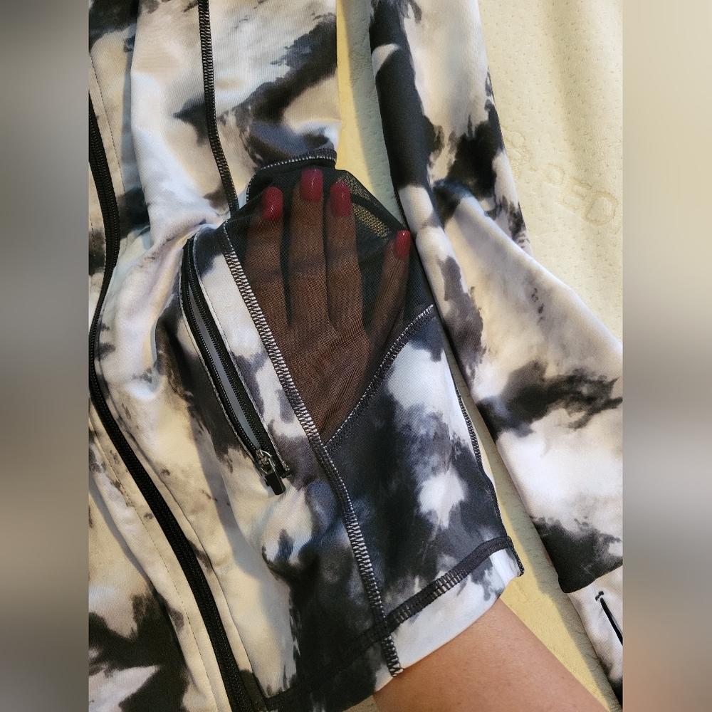Track/Workout Jacket - Picture 4 of 6